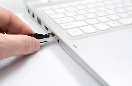 Connect the Usb Drive