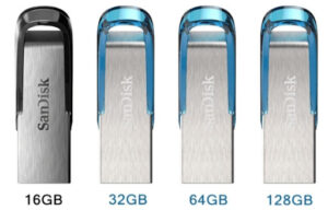 How can you avoid data loss on USB flash drives?